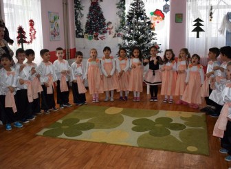 ДЯДО КОЛЕДА ПОСЕТИ ДЕЦАТА ОТ…