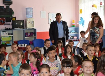 ДЕТСКА ГРАДИНА „СЛЪНЧИЦЕ“ ОТПРАЗНУВА СВОЯ…
