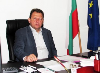 ПОЗДРАВИТЕЛЕН  АДРЕС