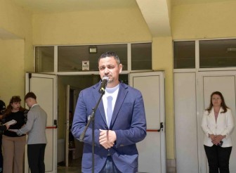 СУ „Христо Ясенов“ изпрати своите…